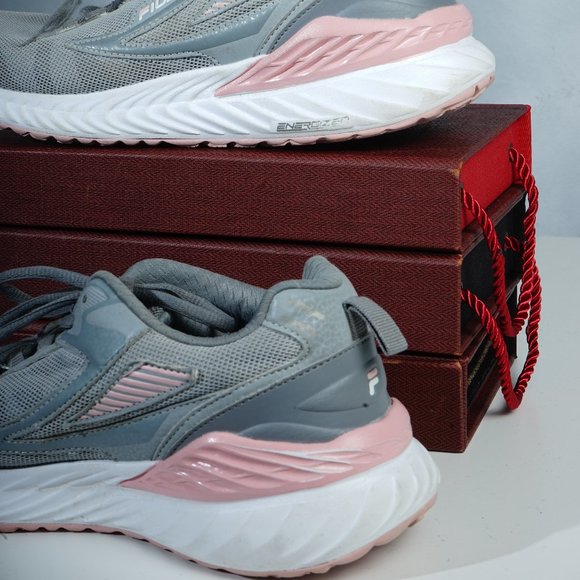 Fila Women's Sneakers Size 10 - Picture 5 of 9